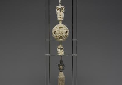 图片[2]-Ivory balls of nested concentric layers with human figures in openwork relief. Second half of the 19th century.-China Archive